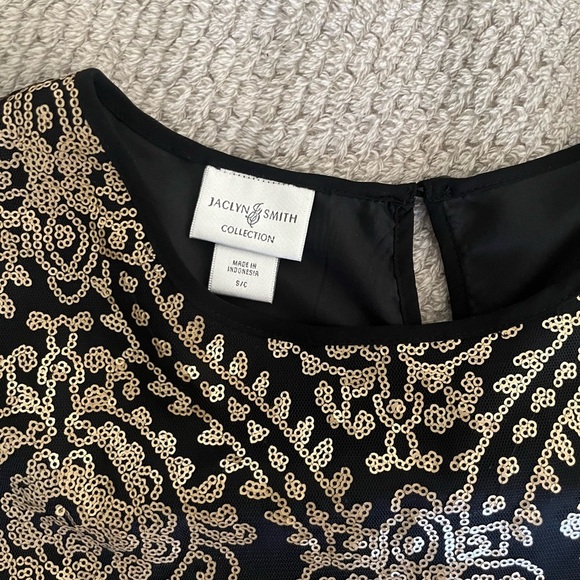 Jaclyn Smith Condition- sequence top beautiful! - Picture 3 of 8